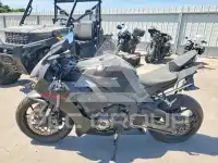 2019 Honda CBR photo