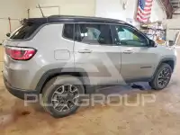 2019 Jeep COMPASS photo