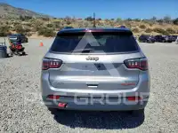 2019 Jeep COMPASS photo