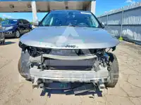 2019 Jeep COMPASS photo