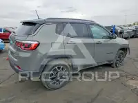 2019 Jeep COMPASS photo