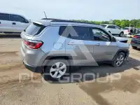 2019 Jeep COMPASS photo
