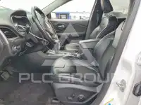 2019 Jeep CHEROKEE photo