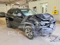 2019 Jeep CHEROKEE фото