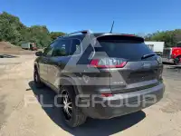 2019 Jeep CHEROKEE фото