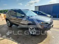 2019 Jeep CHEROKEE photo