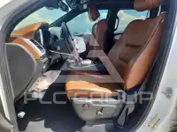 2019 Jeep CHEROKEE photo