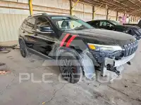 2019 Jeep CHEROKEE photo