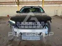 2019 Jeep CHEROKEE photo