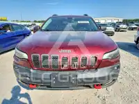 2019 Jeep CHEROKEE photo