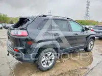 2019 Jeep CHEROKEE photo