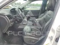 2019 Jeep CHEROKEE фото