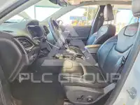 2019 Jeep CHEROKEE photo
