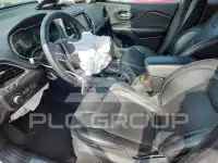 2019 Jeep CHEROKEE photo