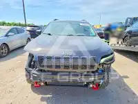 2019 Jeep CHEROKEE photo