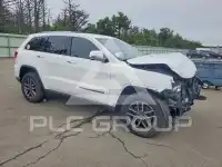2019 Jeep CHEROKEE photo
