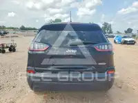2019 Jeep CHEROKEE photo