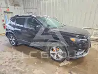 2019 Jeep CHEROKEE photo