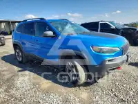 2019 Jeep CHEROKEE photo