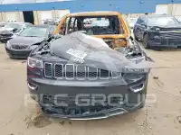 2019 Jeep CHEROKEE photo