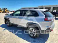 2019 Jeep CHEROKEE фото