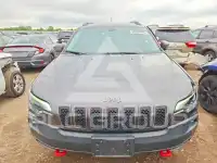 2019 Jeep CHEROKEE photo