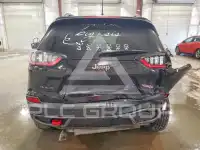 2019 Jeep CHEROKEE photo