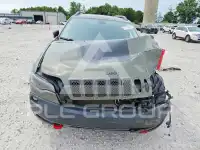 2019 Jeep CHEROKEE фото