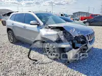 2019 Jeep CHEROKEE photo