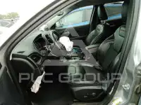 2019 Jeep CHEROKEE фото
