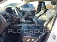 2019 Jeep CHEROKEE фото