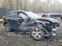 2019 Jeep CHEROKEE фото