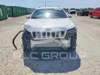 2019 Jeep CHEROKEE photo