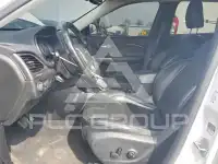 2019 Jeep CHEROKEE фото