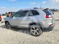 2019 Jeep CHEROKEE photo