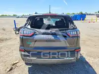 2019 Jeep CHEROKEE photo