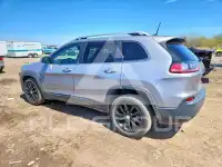 2019 Jeep CHEROKEE photo