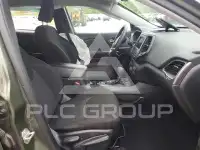 2019 Jeep CHEROKEE photo