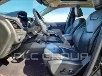 2019 Jeep CHEROKEE photo