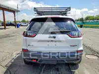 2019 Jeep CHEROKEE фото