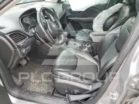 2019 Jeep CHEROKEE photo