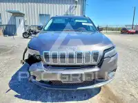 2019 Jeep CHEROKEE photo