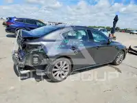 2019 Mazda 3 photo