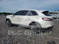 2019 Lincoln NAUTILUS photo