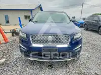 2019 Lincoln MKZ photo