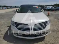2019 Lincoln MKT photo