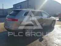 2019 Lincoln MKT фото