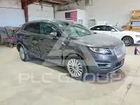 2019 Lincoln MKZ photo