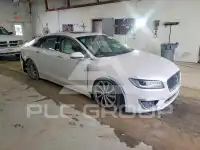 2019 Lincoln MKZ photo
