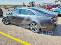 2019 Lincoln MKZ photo